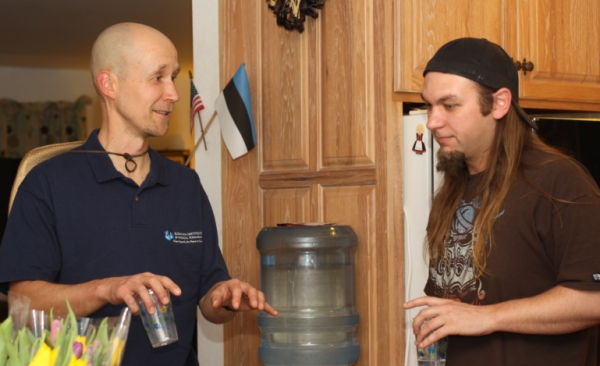 Lead  author of the study, Gary Braun (right), and Tambet Teesalu in Goleta (USA) in 2010.